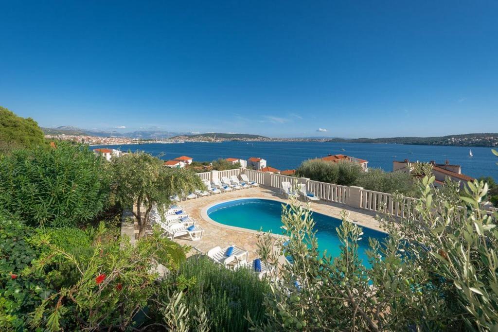 Residence Villa Irena Apartments Trogir Exterior foto