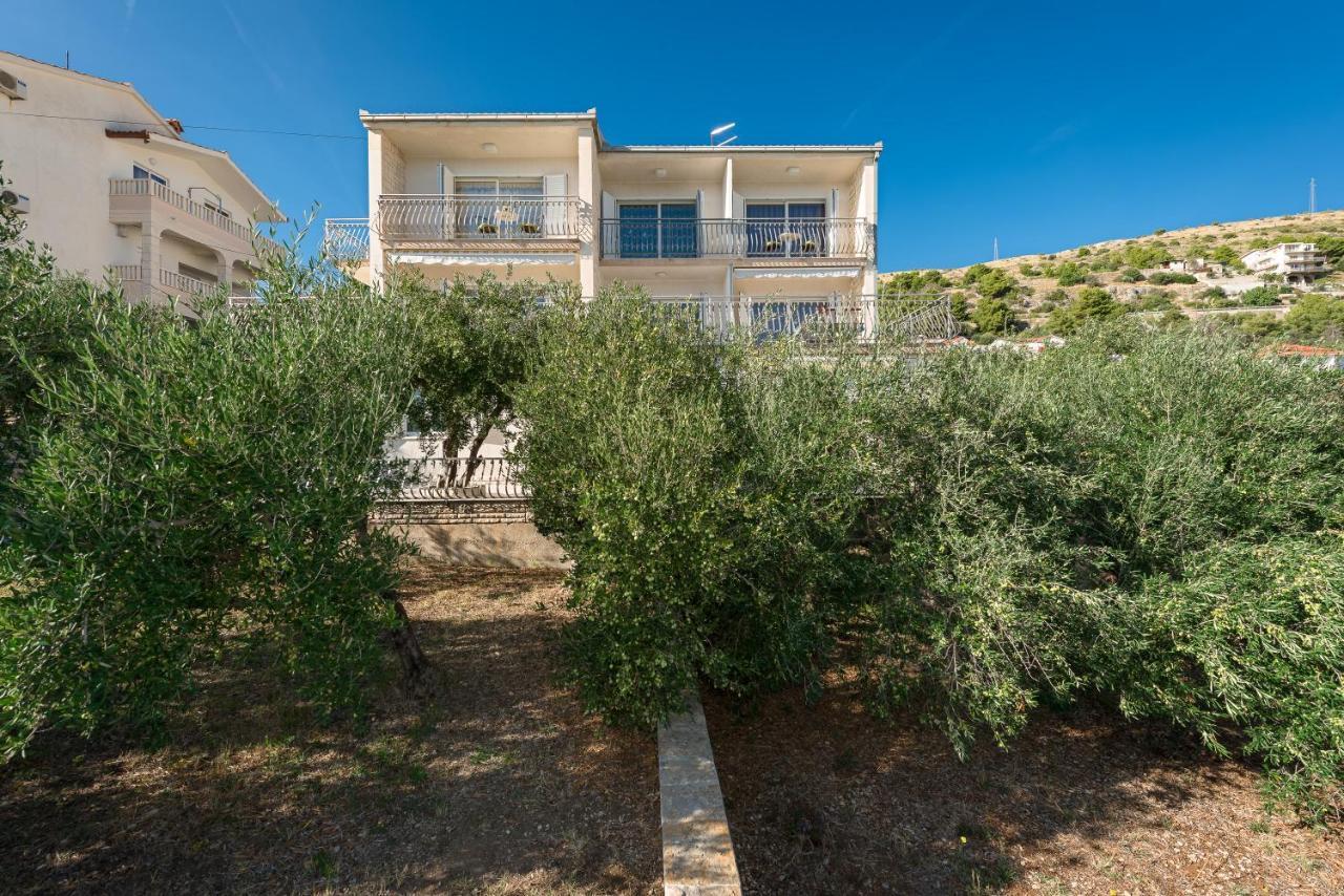 Residence Villa Irena Apartments Trogir Exterior foto